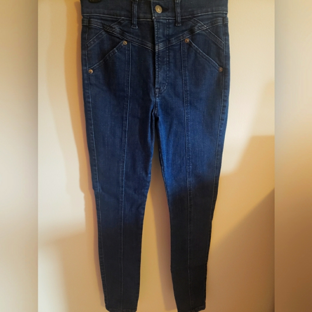 Express  Ankle Leggings. Stretch Size 4/R